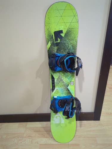 Burton Snowboard 130cm With Binding Small Fit 5-7.