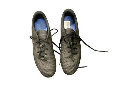 Used Nike Soccer Cleats Black Youth 10.0 11846-S000100774