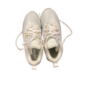 Used Under Armour Jr FB Cleats White Junior 05 11846-S000100769