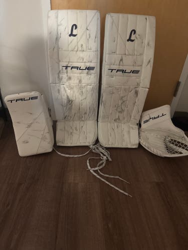 33" 2025 True L95 7x Regular Goalie Full Set Pro Stock (Used)