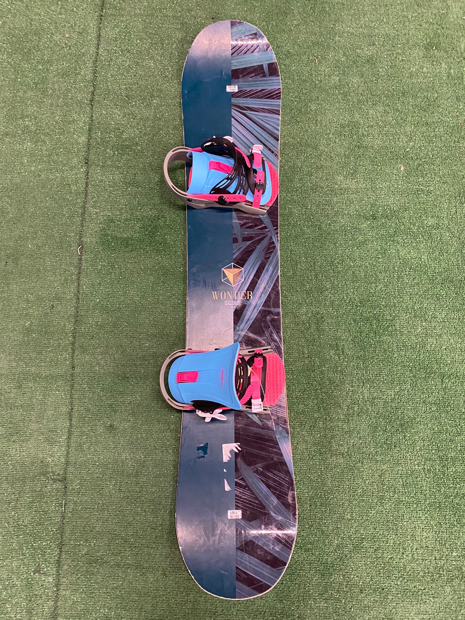 Salomon Wonder Snowboard 143 cm (Used) | SidelineSwap | Buy and