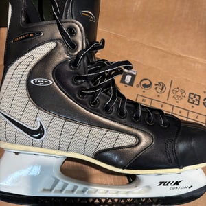 Nike Ignite 1 Hockey Skates Regular Width 10 (Used)