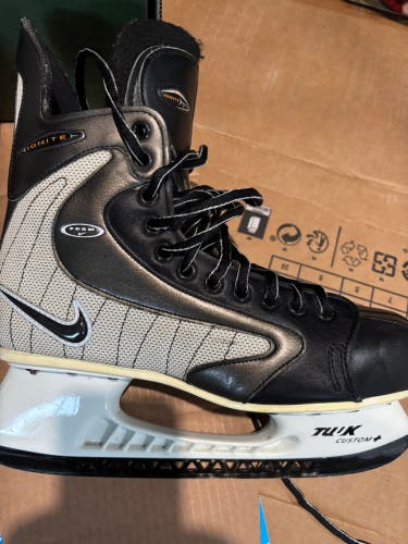 Nike Ignite 1 Hockey Skates Regular Width 10 (Used)