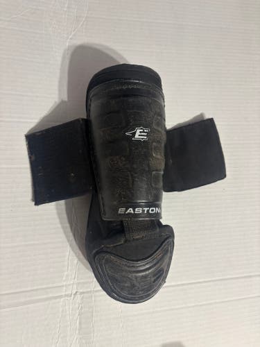 Black Senior Easton Shin Guards (Used)