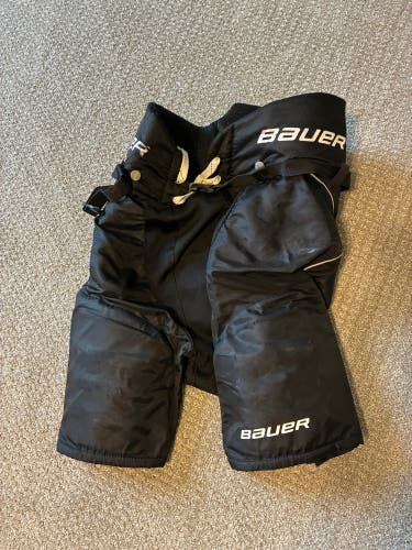 Senior Small Bauer Vapor X20 Hockey Pants (Used)