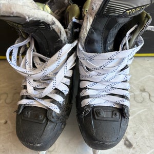 2022 CCM AS-V Hockey Skates Size 3.5 (Used)