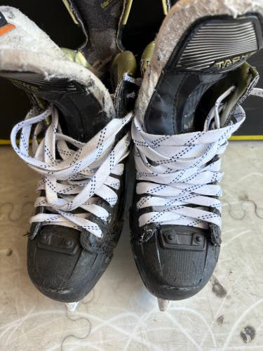 2022 CCM AS-V Hockey Skates Size 3.5 (Used)