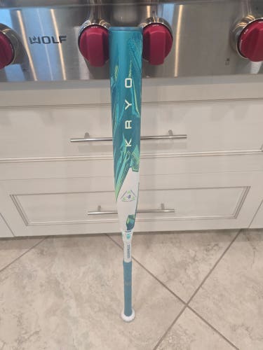 2026 Louisville Slugger Kryo Composite Bat (-9) 24 oz 33" (Used)