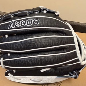 2026 Wilson A2000 FP Classic P12  RH Softball Glove 12" (New)