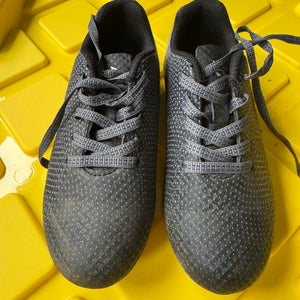 Gray Kids 11K (Little Kids) Youth DSG Cleats (Used)