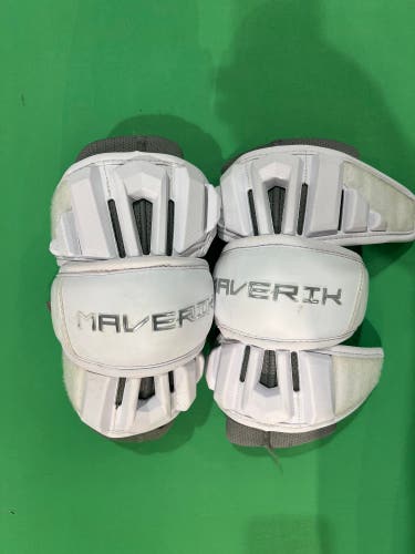 Maverik Max Lacrosse Arm Pads | Adult Medium