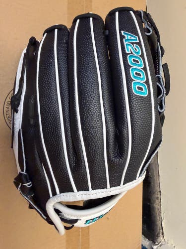 NEW Wilson A2000 FP Classic H12