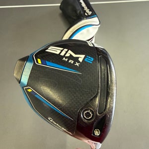 TaylorMade SIM2 Max Right Handed Driver Stiff Flex 10.5 Loft (Used)