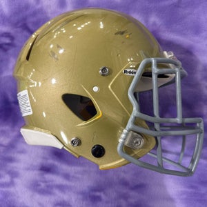 Youth Medium Riddell Speed Helmet (Used)