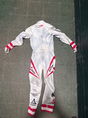 Austrian non-padded suit