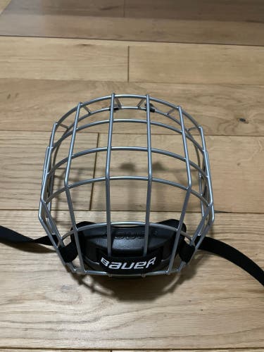 Medium Bauer X Facemask (Used)