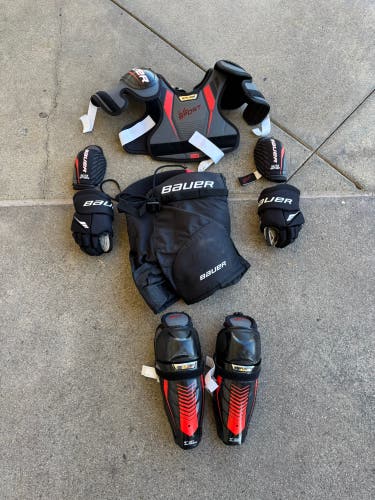 Youth Medium Bauer Lil Sport Starter Kit