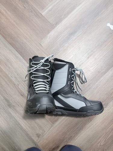 Men's Size M 10.5 (W 11.5) Adidas Acerra 3ST ADV Snowboard Boots Medium Flex Freeride (New)