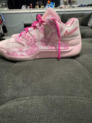 Men's Size 13.0 (W 14.0) Nike Shoes (New)