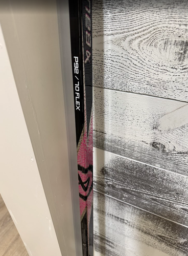 NEW Senior Proto2 Right Handed Hockey Stick P92  70 flex pink