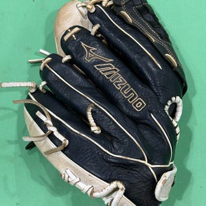 Used Mizuno Supreme Right Hand Throw Softball Glove 12"