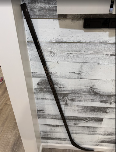 Intermediate CCM XF Ghost Right Handed Hockey Stick P29 65 Flex