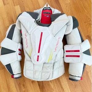 XL Bauer Vapor Hyperlite 2 Goalie Chest Protector (Used)