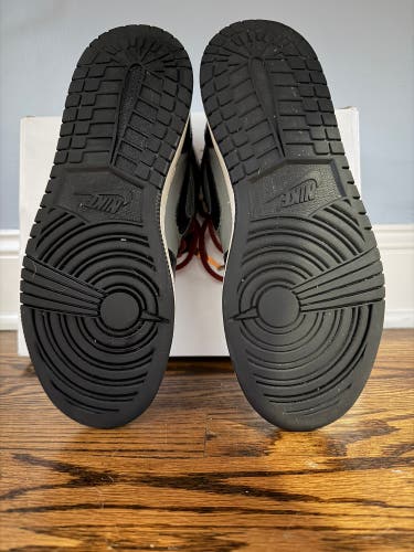 Black Men's 5.5Y (Big Kids / Youth) Youth Air Jordan 1 Mid Shoes (Used)