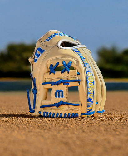 Winter 2025 Bobby Witt Jr. A2000® BWJ7 GM 11.75” Infield Baseball Glove