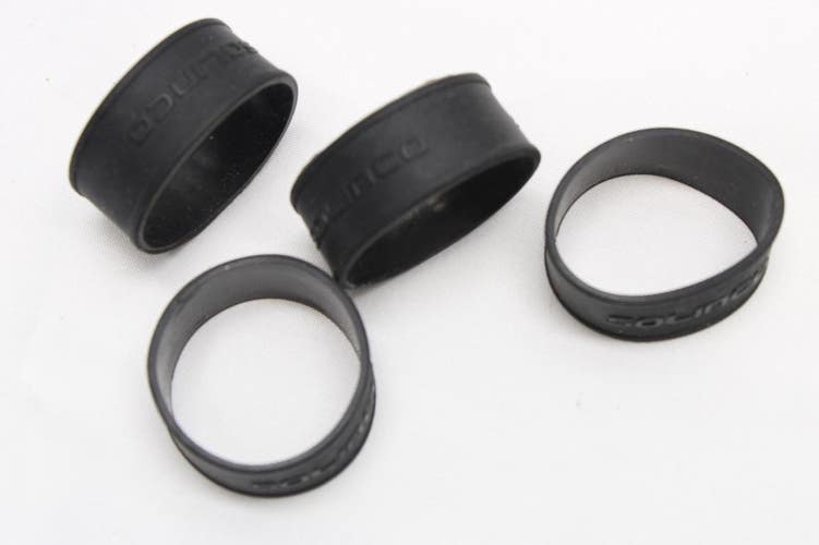SOLINCO RUBBER GRIP BAND FOR TENNIS RACQUETS (USED) QTY: 4