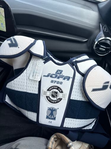 Large Senior Jofa 8700 Shoulder Pads (New)