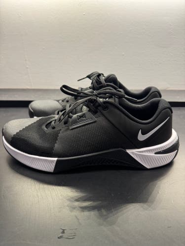 Black Men's Size M 11.0 (W 12.0) Adult Nike Shoes (New)
