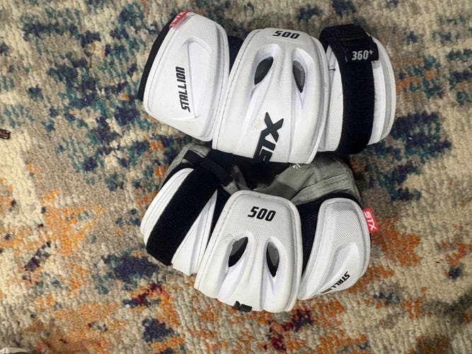 Large Youth STX Stallion 500 Arm Pads (Used)