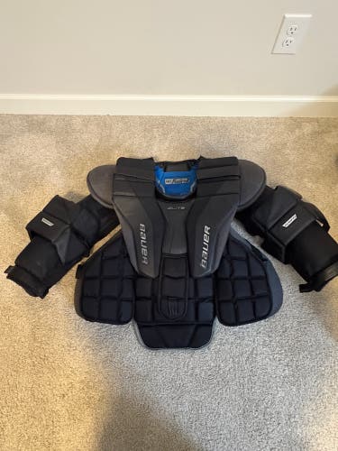 Large Bauer Elite Goalie Chest Protector (Used)