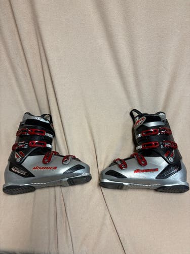 Mondo 30 & up Men's Nordica All Mountain Cruise NF5 Ski Boots (Used)