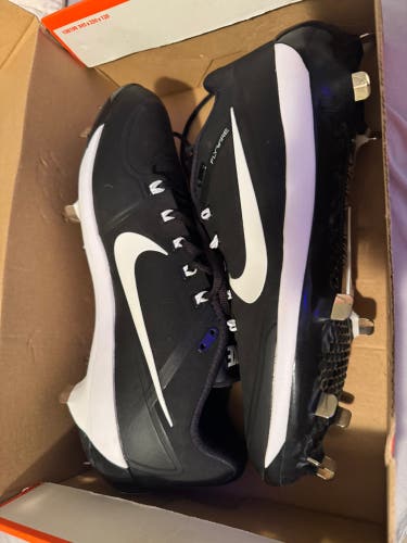 Black Men's Size M 11.0 (W 12.0) Nike Air Clipper Low Top Metal (New)