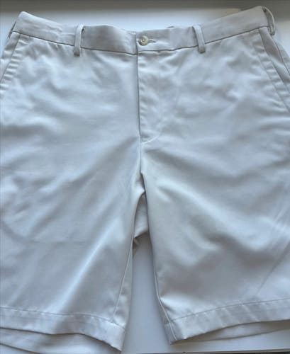 Peter Millar Golf shorts Men’s Size 34