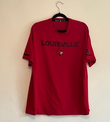 Adidas Louisville Cardinals Men’s XL Red Graphic Print Tee Men’s XL Dri-Fit