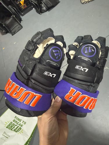 Warrior Alpha LX3 Gloves 14" (Used)