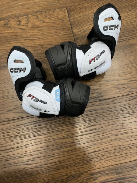 LIKE NEW Senior Small CCM JetSpeed FT8 Pro Elbow Pads (Used)