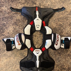 Medium Junior CCM JetSpeed FT6 Shoulder Pads (Used)