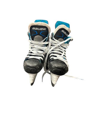 Used Bauer XLP Junior Hockey Skate Junior 02 11863-S000025320