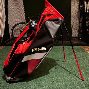Ping Hoofer Lite Bag Stand Bag