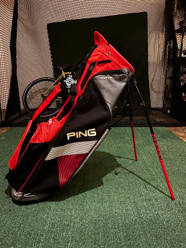Ping Hoofer Lite Bag Stand Bag