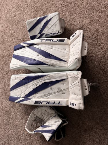 True 34”+2” L20.2 Goalie Pad Set