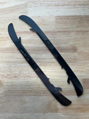 296mm NHL Pro Stock Tyler Seguin Used Bauer Fly-Ti Skate Blades / Runners