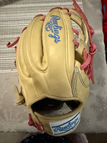 Rawlings Heart of the Hide RH Infield Baseball 11.5