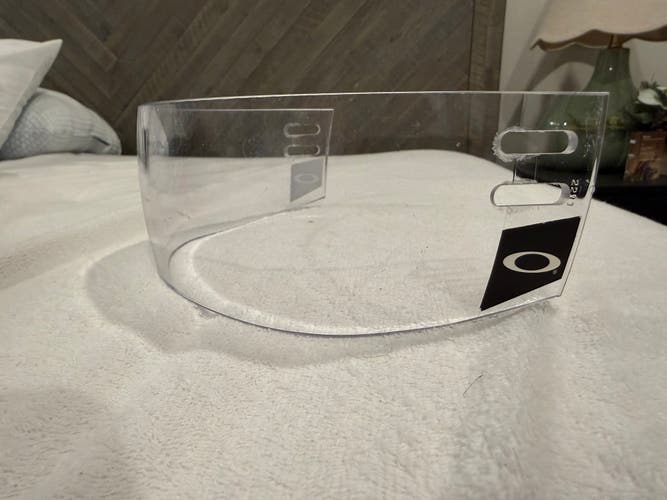 Oakley straight small Visor (Used)