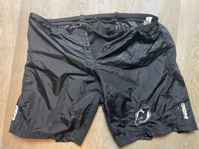 NJ Devils XL CCM PP10 Goalie Hockey Pant Shell Pro Stock (Used) WITH BELT