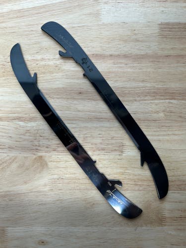 296mm NHL Pro Stock Jason Robertson Used Bauer Fly-Ti Skate Blades / Runners